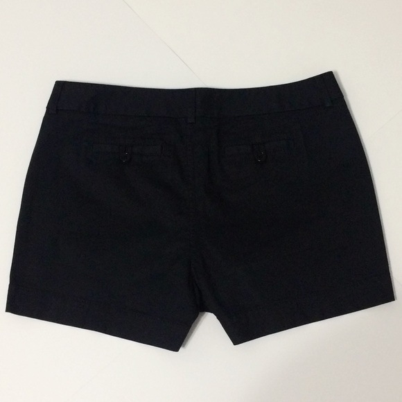 BANANA REPUBLIC Martin Fit Black Shorts | Size 6 - Picture 2 of 11